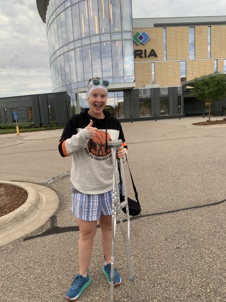 Lindsey Heiserman first knee surgery and gaining weight